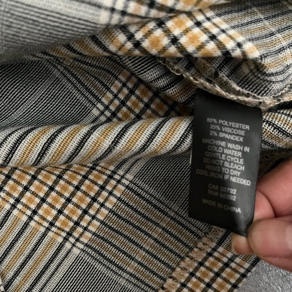 [US2]Belle Vere Plaid Line Neck LS Neck Zip Crop Blazer - Picture 6 of 8